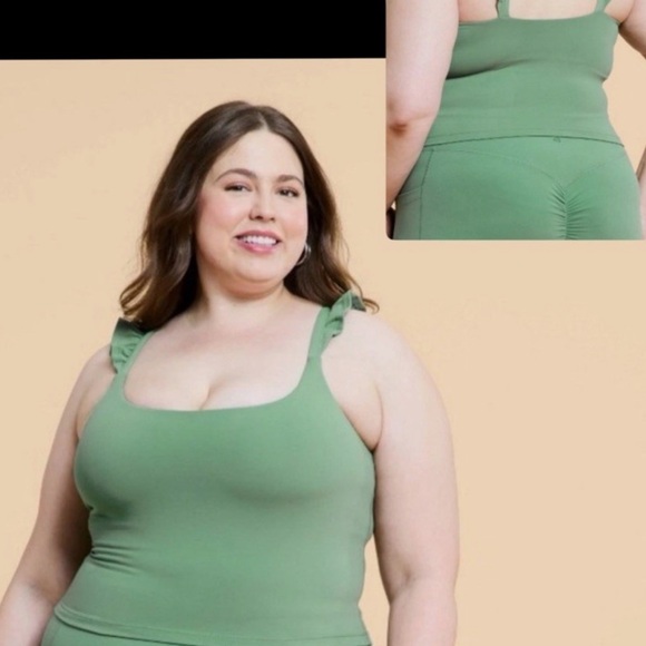 Blogilates Sage Ruffle Ruffle Tank - Picture 6 of 6